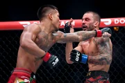 UFC 331: Joshua Van derrota Alexandre Pantoja e segue campeão do peso-mosca - imagem 3