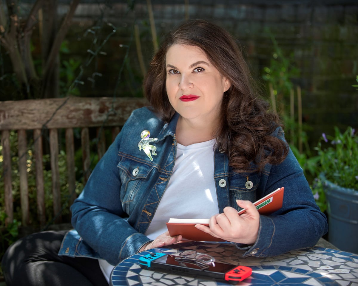 Crítica de The Strangers, de Naomi Alderman – de onde veio essa nova espécie estranha?