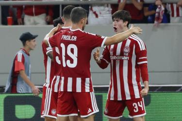 Armando González le dedicó el gol a su mamá.