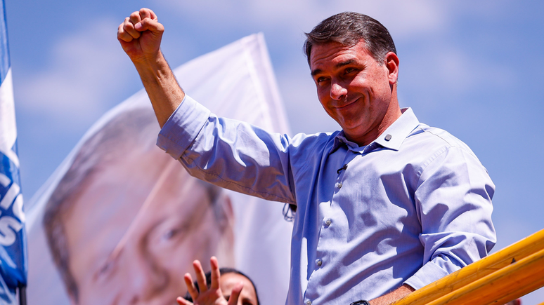 Aborto legal, abrigos LGBT e botox no SUS: o que cada candidato à presidência planeja para diversidade?