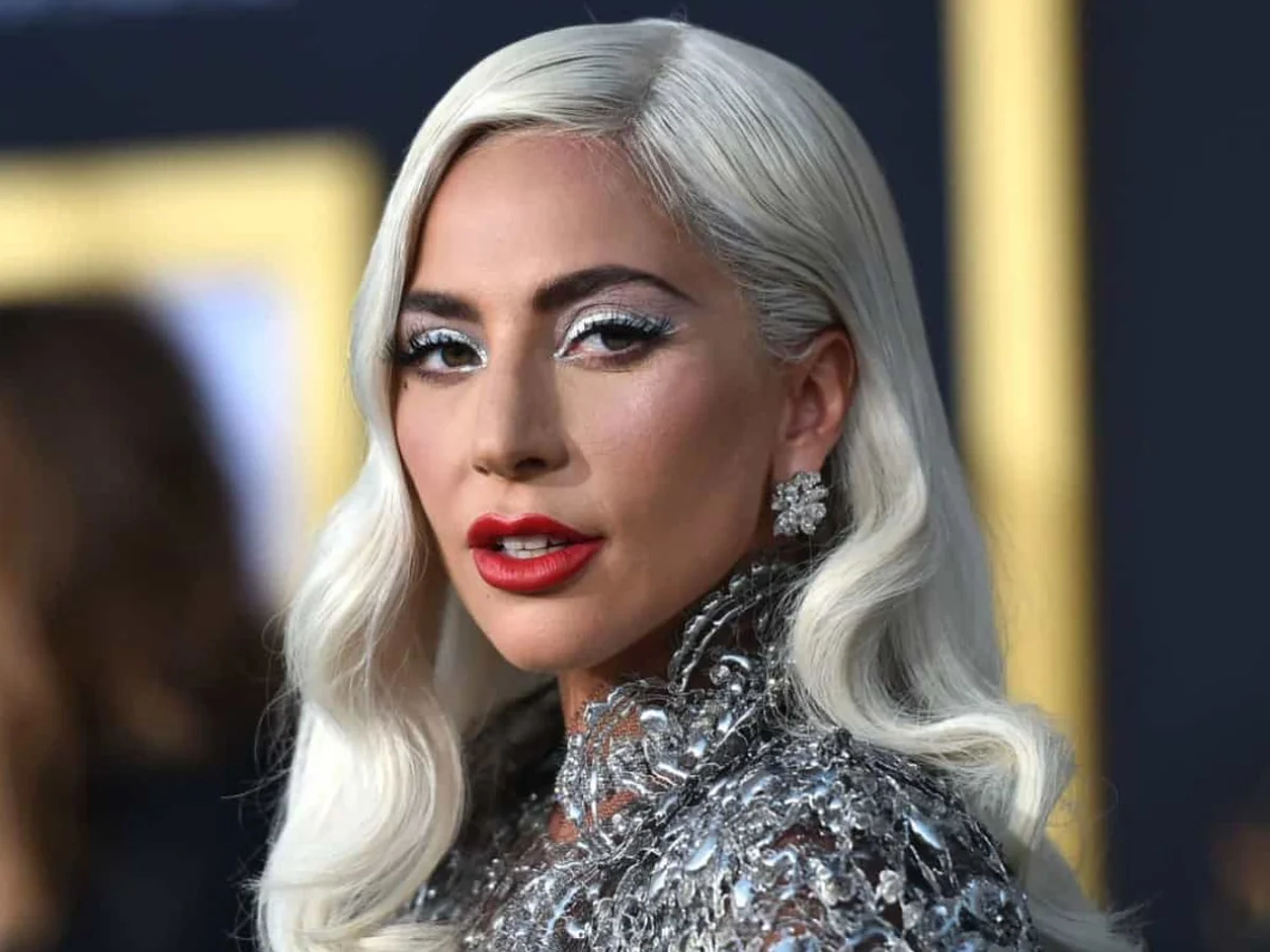 Lady Gaga teve a primeira filha por barriga de aluguel, afirma site