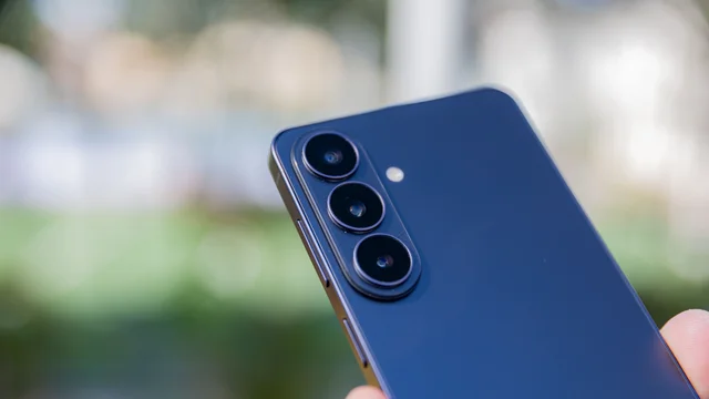 Galaxy S26 Plus tem preço no chão e fica abaixo de R$ 4.500
