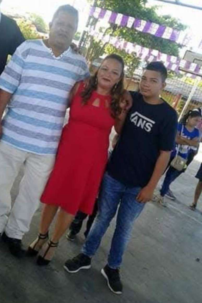 'Não tenho notícias dele há quase cinco anos': as mães que procuram seus filhos no sistema prisional do regime de exceção de Bukele em El Salvador