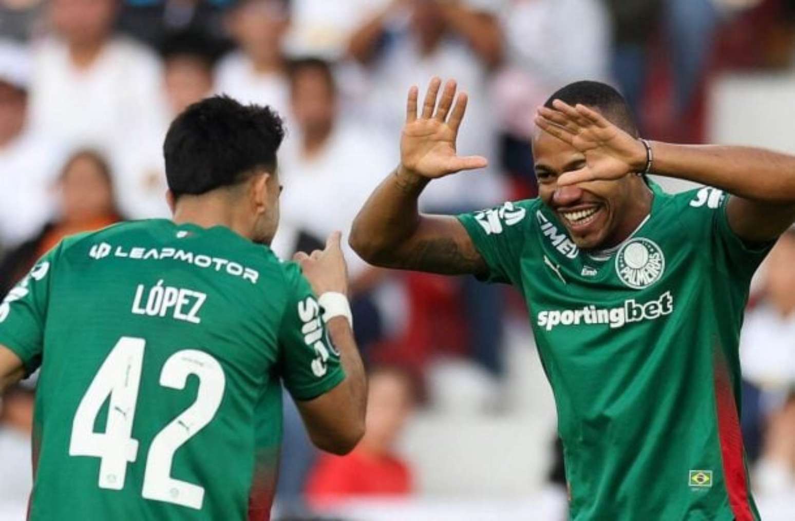 Palmeiras tomou dois gols no fim da partida, mas superou a LDU no p&ecirc;naltis pela Libertadores &ndash; &ndash;