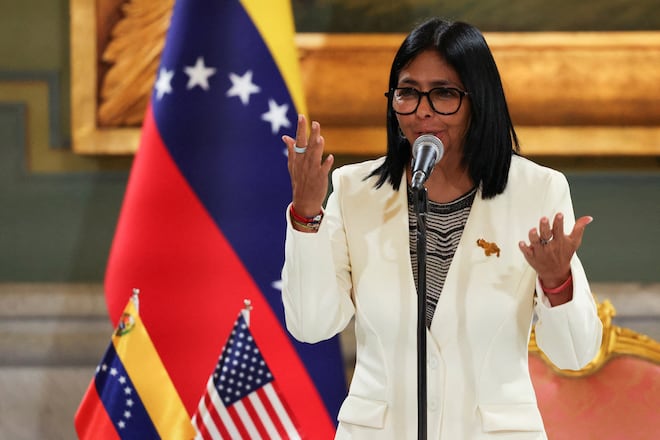 Trump se reunirá com a presidente interina da Venezuela pela primeira vez após queda de Maduro