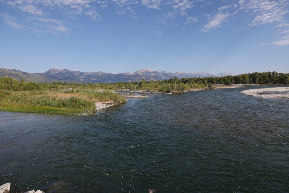 Imagem relacionada à notícia: USACE, Teton County parceria escudos $ 1 bilhões de propriedades de inundações