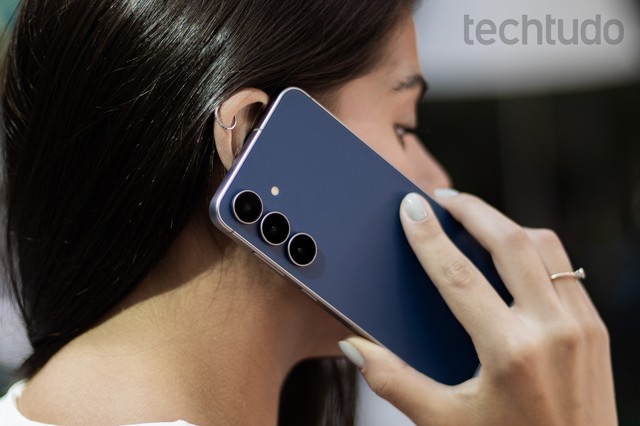 5 celulares irresistíveis que fazem a gente esquecer o orçamento
