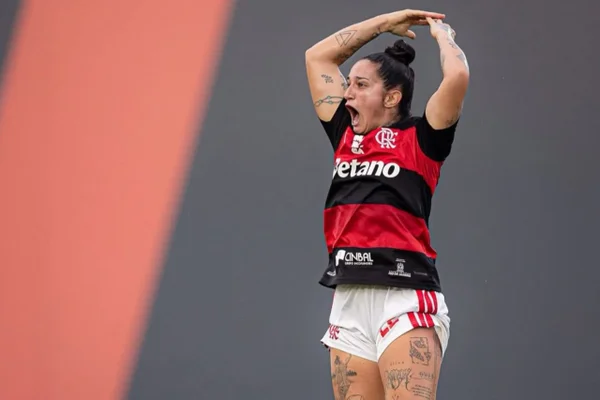 Brasileirão Feminino: São Paulo x Flamengo disputam vaga na final - destaque galeria