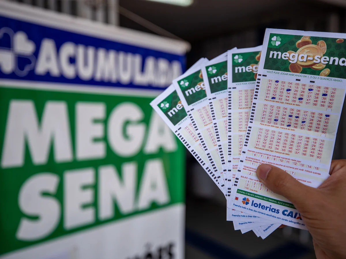 Caixa sorteia prêmio de R$ 26,7 milhões da Mega-Sena 3060; veja os números