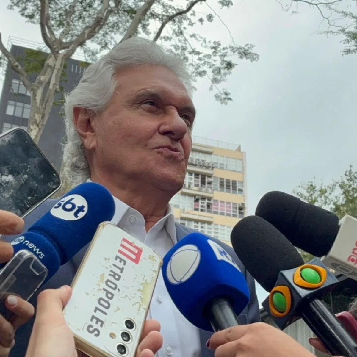 "O PT é conivente com as facções", diz Caiado em caminhada na Av. Paulista