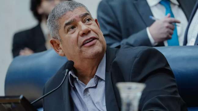 Prefeitura de SP cria grupo para avaliar intervenção em empresa citada em operação; ex-vereador é considerado foragido