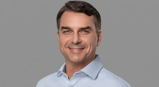 Jornal da Record entrevista o candidato à Presidência da República Flávio Bolsonaro (PL)