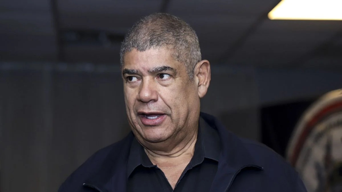 Ex-vereador Milton Leite se entrega à polícia
