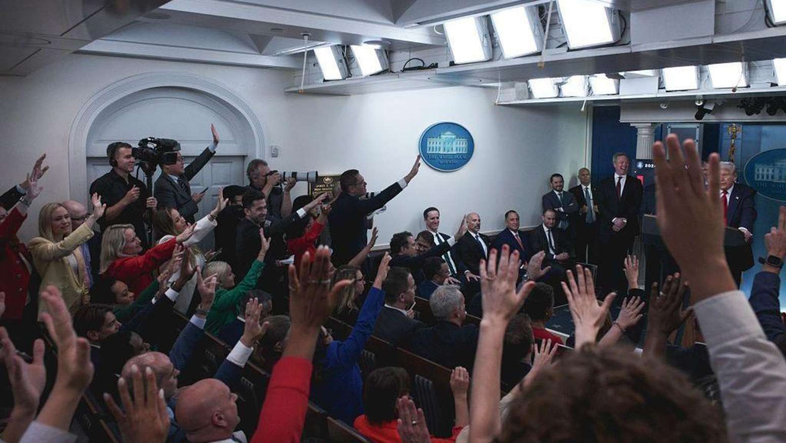 Jornalistas do Politico, da CNN e da MS NOW tiveram o acesso &agrave; Casa Branca negado