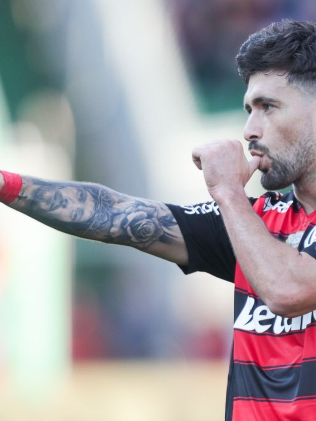 Como um jogador estrangeiro pode se naturalizar brasileiro e escapar da regra da CBF; entenda