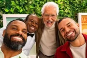 Ator Vitor Gadelha nos bastidores do A Praça É Nossa