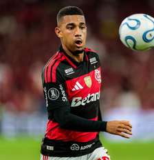 Samuel Lino vem sendo o maior destaque do Flamengo no segundo semestre - Foto: Gilvan de Souza / Flamengo / Jogada10