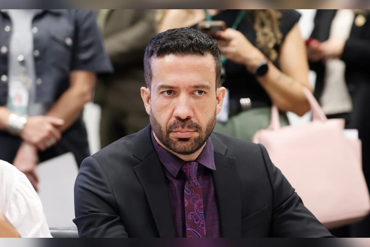 Deputado federal André Janones