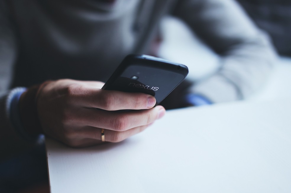 Seu celular tem data de validade? Saiba quando ele para de atualizar