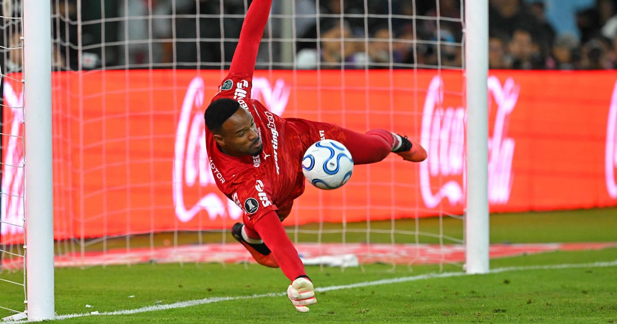 Carlos Miguel festeja noite de herói em Quito, mas adverte: ‘Não precisava ser tão sofrida’