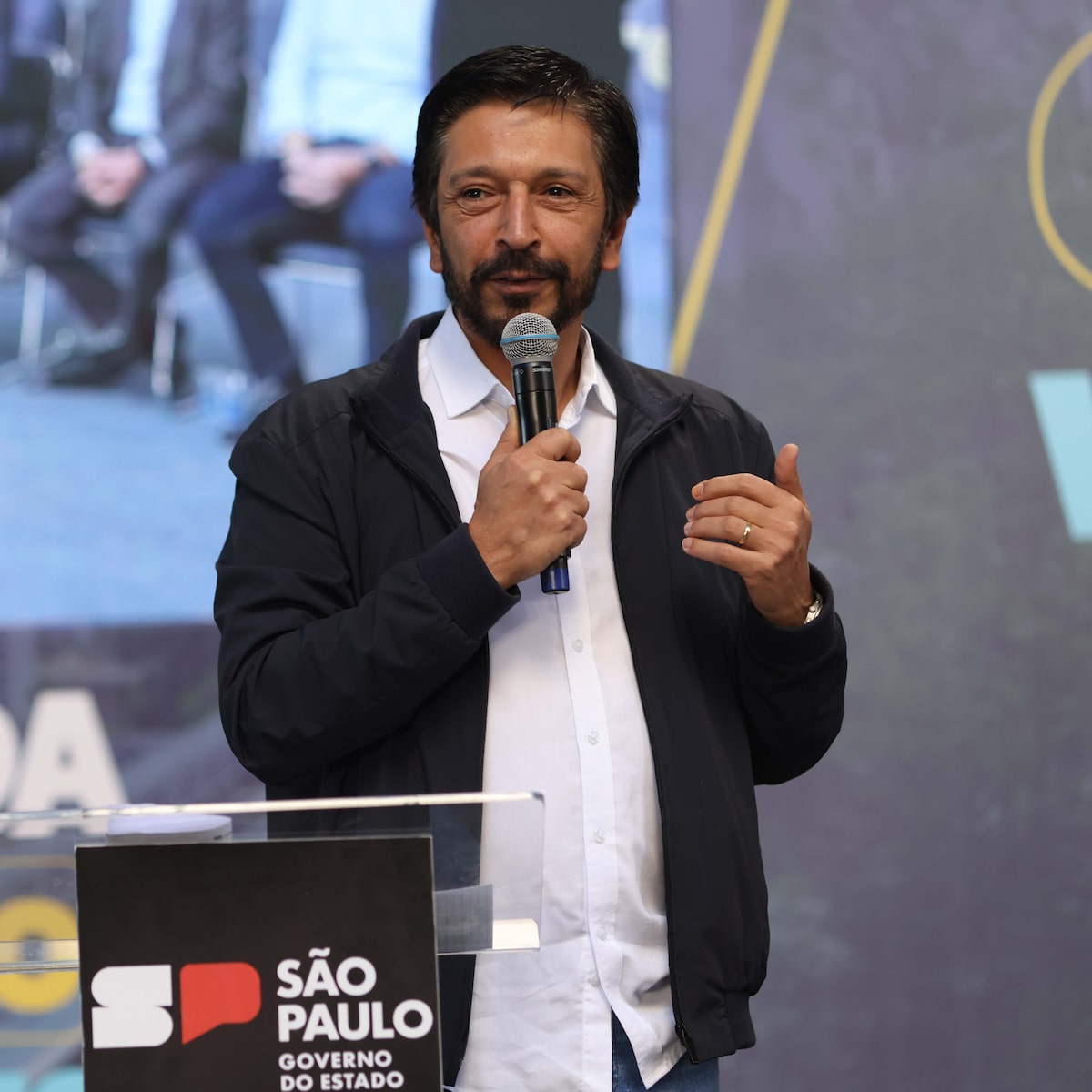 Após elogiar ‘história’ de Milton Leite, prefeito de SP critica ex-vereador que segue foragido
