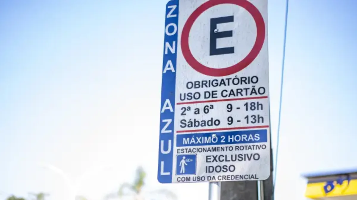 Imagem da matéria: Projeto de lei quer criar período grátis para vagas da Zona Azul no Brasil inteiro