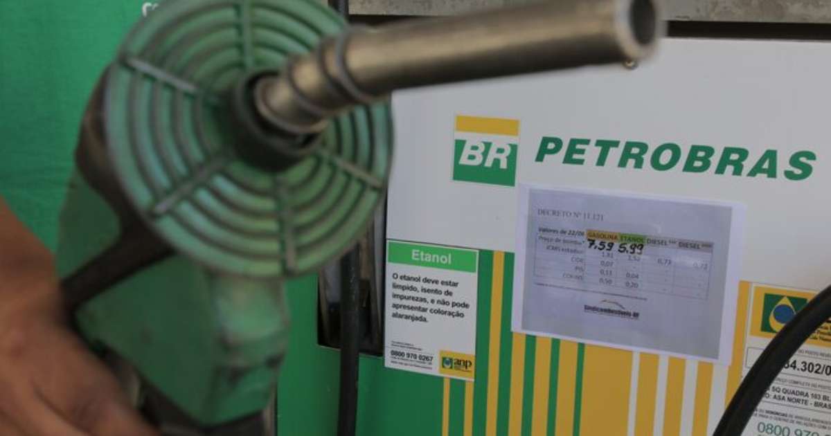 Petrobras aumenta diesel em R$ 1, mas subsídio do governo neutraliza alta