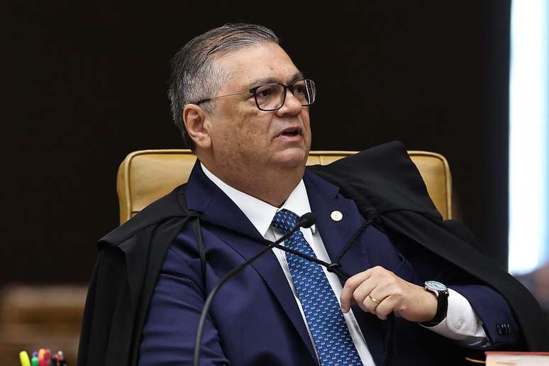 Flávio Dino pede vista de julgamento no STF
