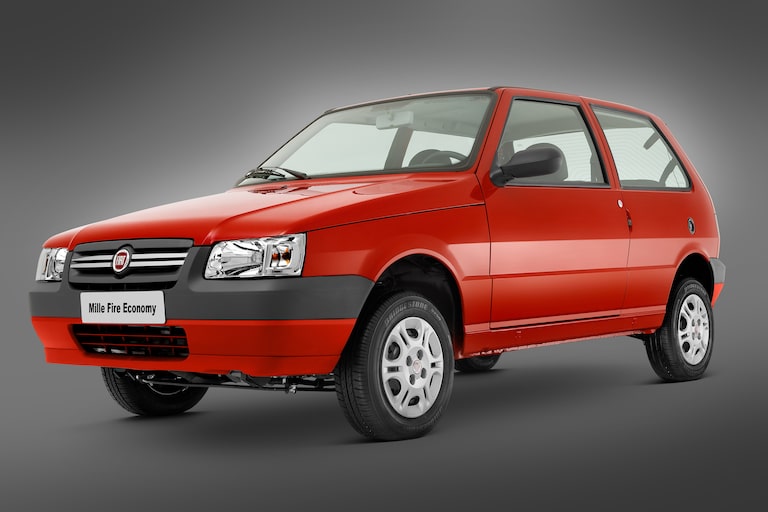 iPhone 18 é lançado no Brasil: cinco carros usados pelo preço do novo smartphone da Apple