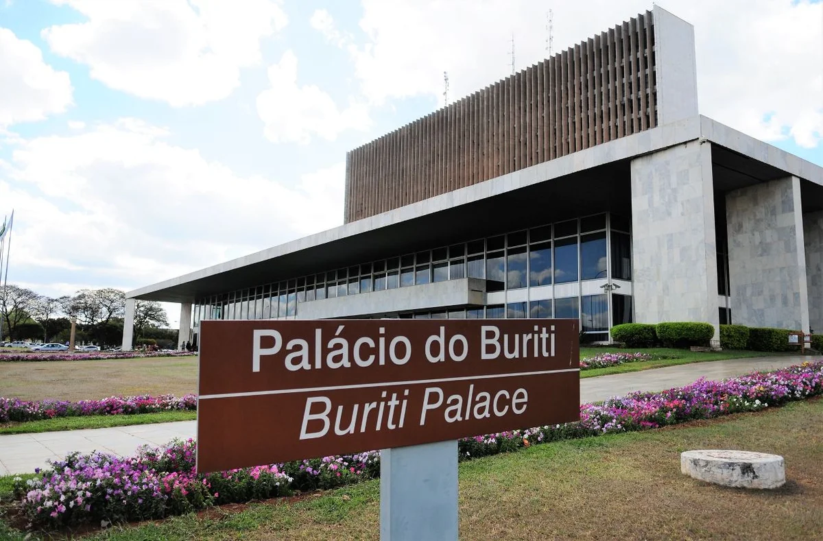 Imagem da matéria: Confira a agenda dos candidatos ao GDF neste sábado (19/9)