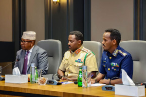 Somali defense minister says national army can resist al-Shabab if AUSSOM withdraws
