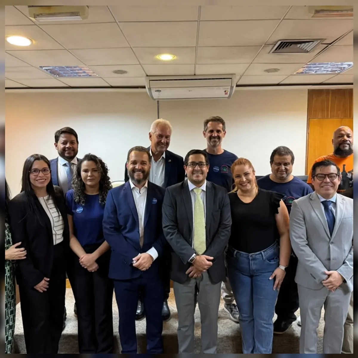Metroviários aceitam acordo e avaliam encerrar indicativo de greve