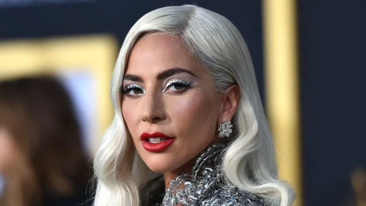 Lady Gaga teve a primeira filha por barriga de aluguel, afirma site