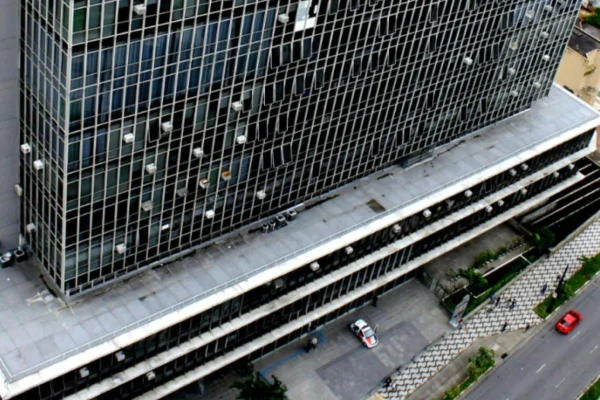 Quase metade dos vereadores de SP disputa cargos nas eleições de 2026