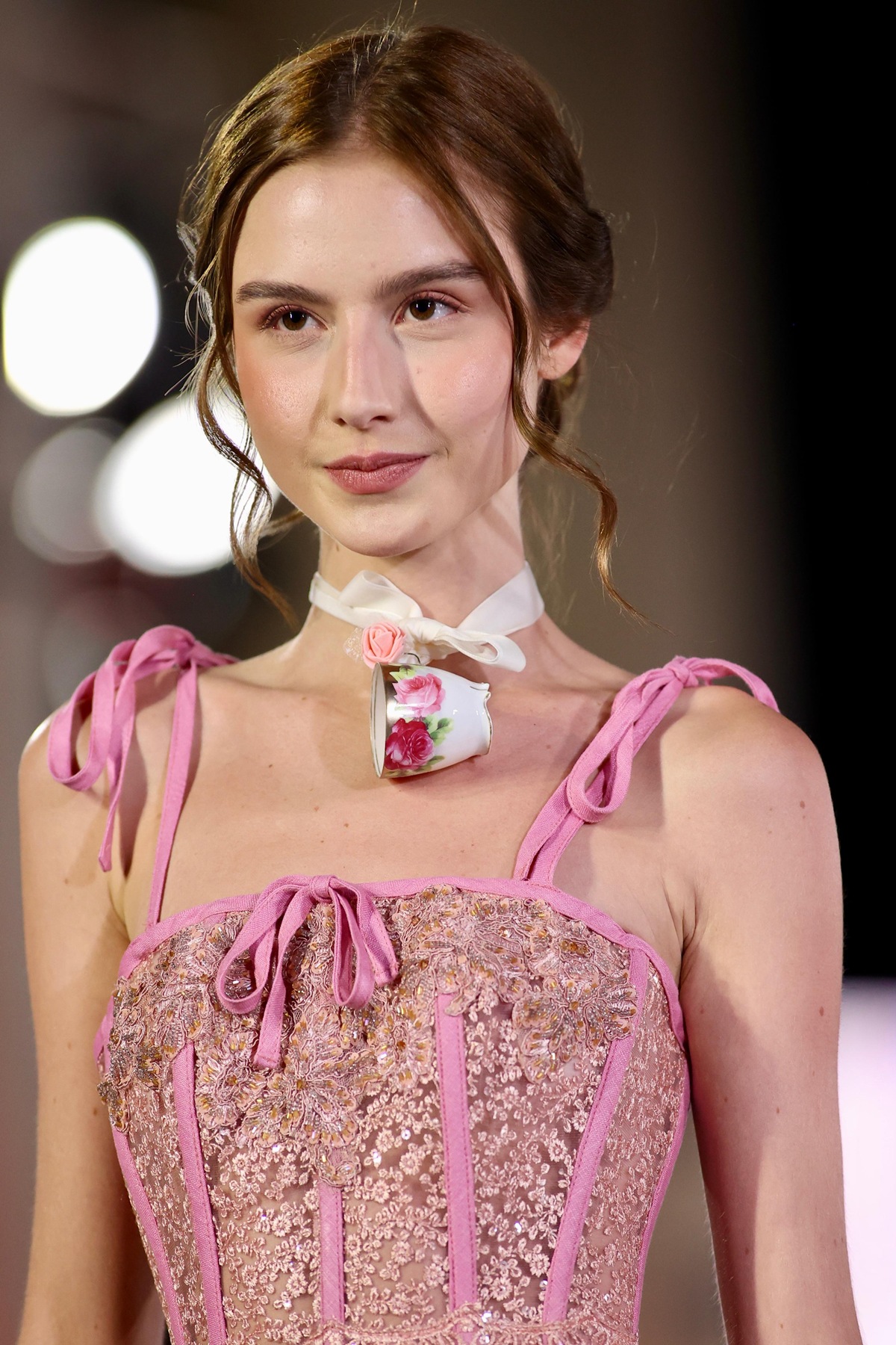 Hills, Glowshine e Erica Rosa mesclam festa e street no Metrópoles Catwalk