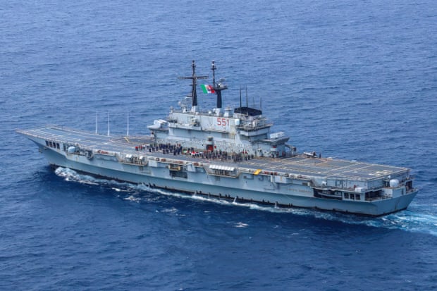 A Indonésia recebe seu primeiro porta-aviões no meio de debates sobre custos e ambições militares