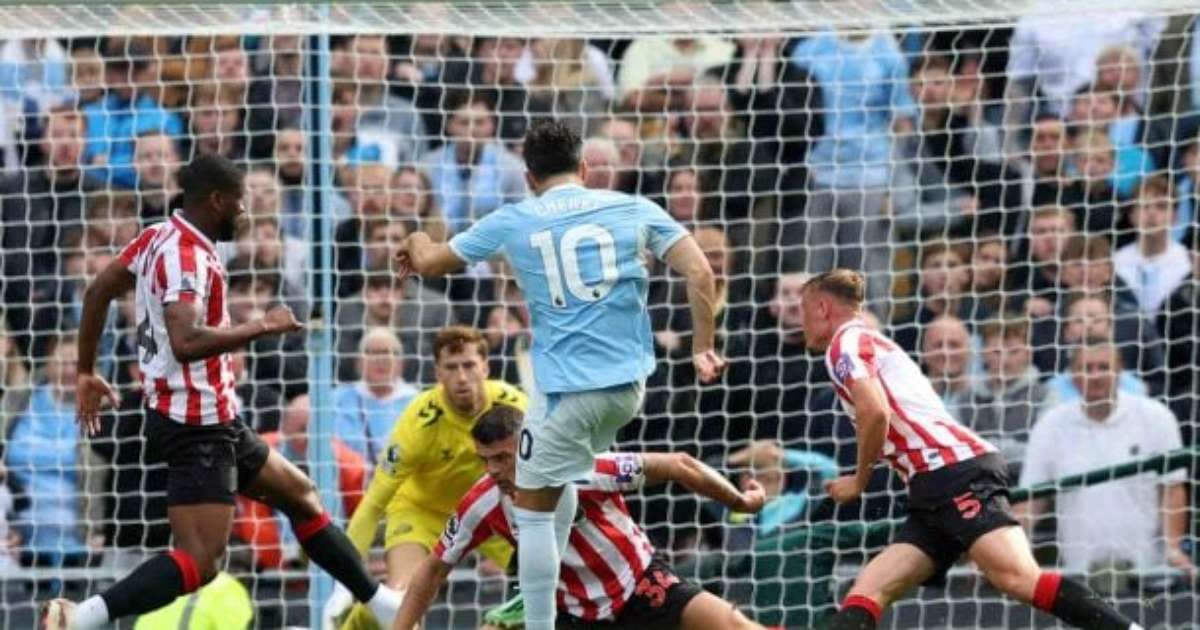 Em jogo eletrizante, City derrota o Sunderland e segue 100% na ponta