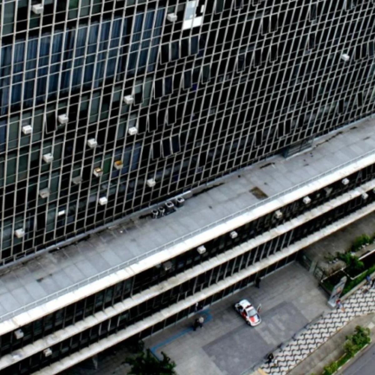 Quase metade dos vereadores de SP disputa cargos nas eleições de 2026