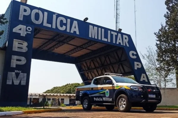 Tenente da PM é preso após atirar contra policial aposentado em batalhão