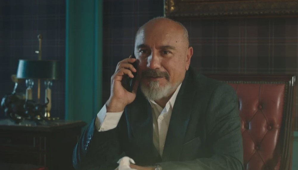 Ali Galip Akıncı é um dos principais antagonistas de Meu Nome é Farah — Foto: Divulgação/IMDb