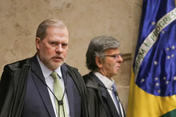 Com crise em alta, Congresso resgata propostas para limitar STF