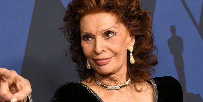 Sophia Loren, hoje aos 92: 'Envelhecer pode ser agrad&aacute;vel e at&eacute; divertido, se voc&ecirc; souber usar o tempo, se est&aacute; satisfeito com o que conseguiu e se continua sonhando'. Foto: Getty Images / Purepeople