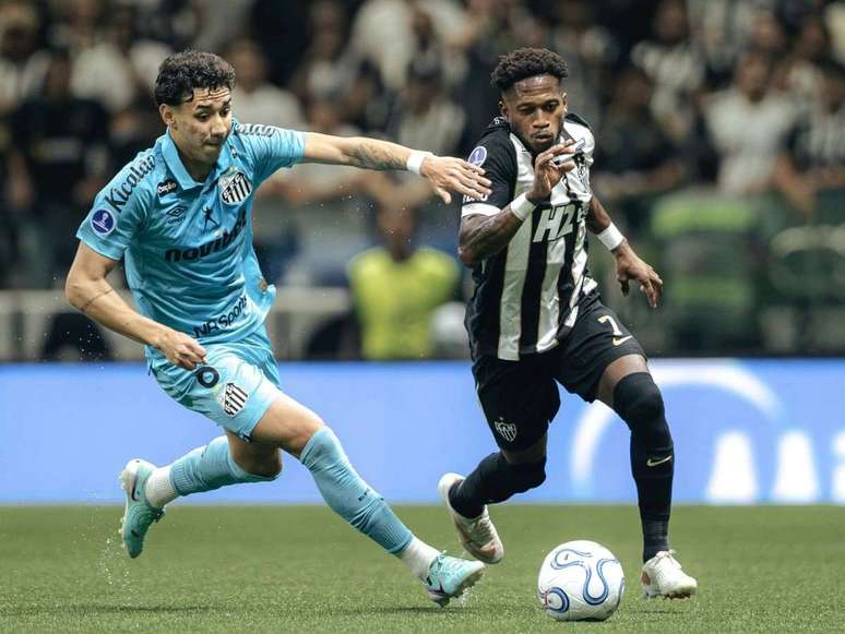 Atlético-MG vence Santos nos pênaltis e vai à semifinal da Sula