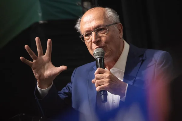 Alckmin defende mandato temporário e código de ética para ministros do STF