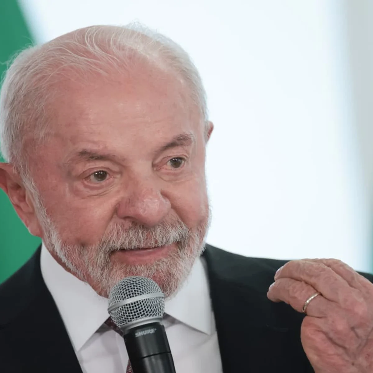 Lula diz que igreja evangélica trata mulheres com "igualdade de condições"
