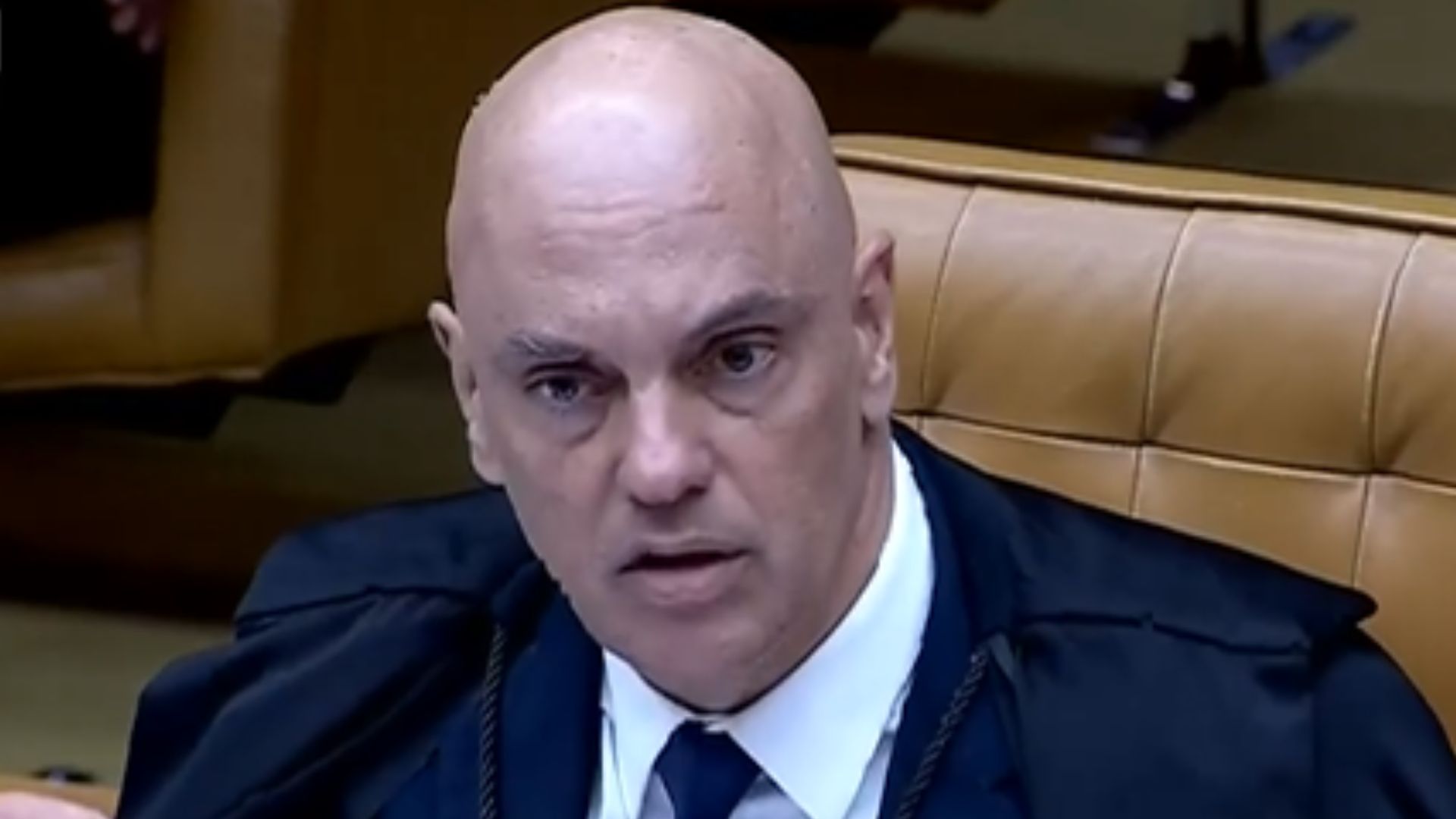 ‘A sociedade precisa ter uma resposta institucional’, diz especialista sobre crise no STF