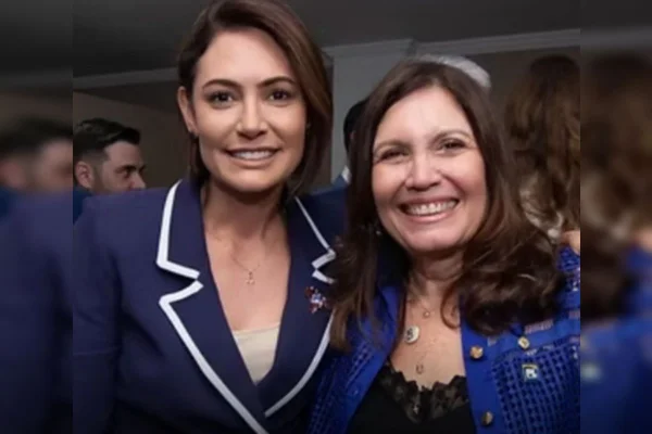 Michelle e Bia Kicis lideram intenções de voto ao Senado, diz Igape/Record