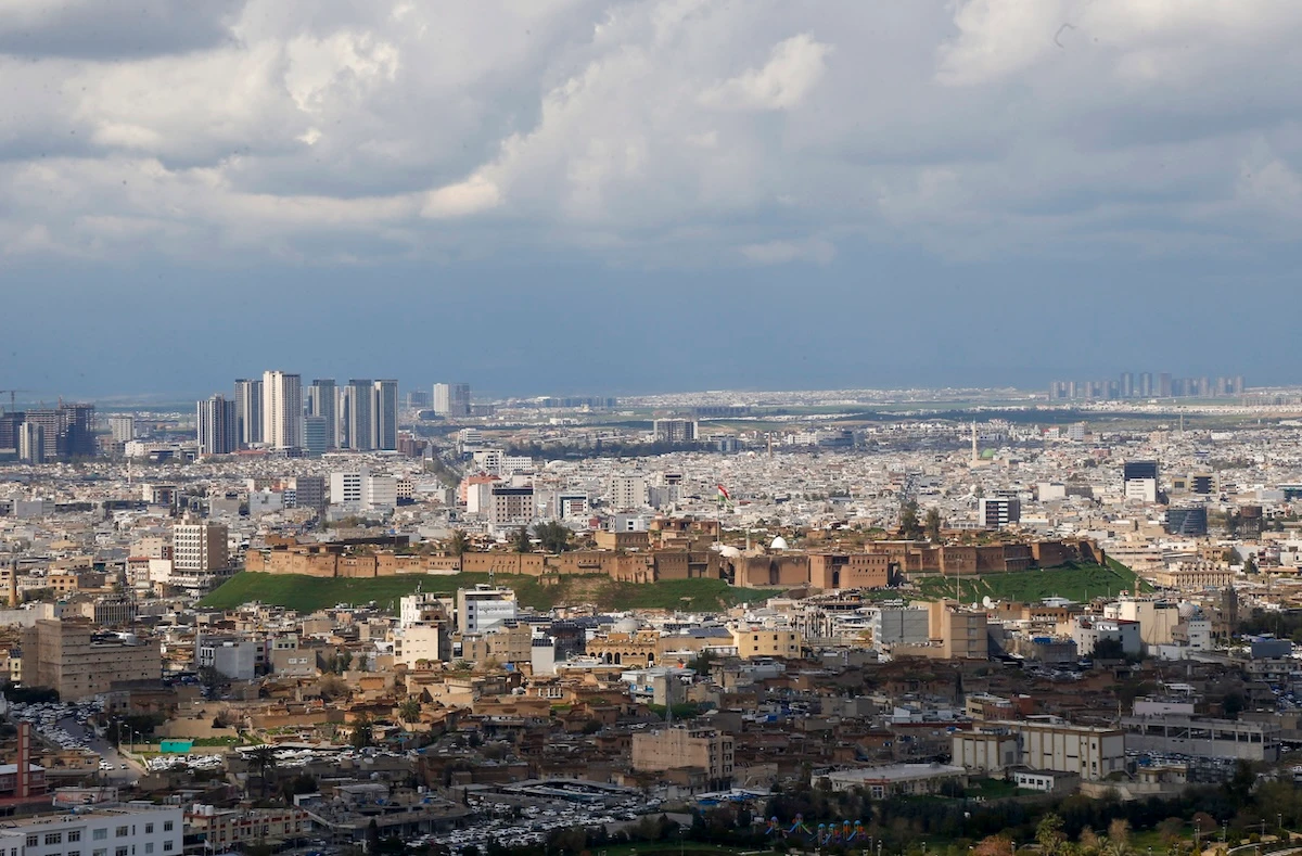 Partido centrista marroquino lidera votação no parlamento após impulso do chefe da federação de futebol