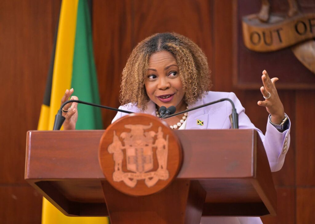Série de roubos em escolas no oeste da Jamaica, diz Morris Dixon