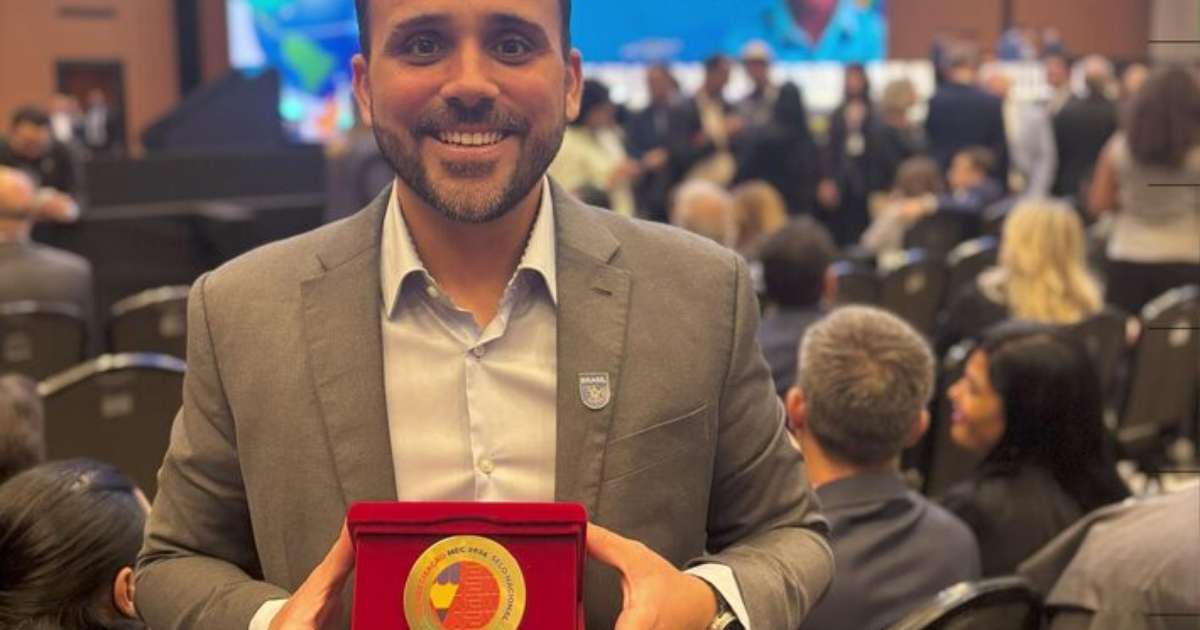 Quem é Bruno Barral, ex-secretário que ascendeu com ACM Neto e virou elo com a Overclean